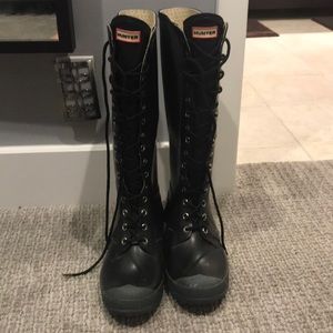 Black Hunter lace up boots
